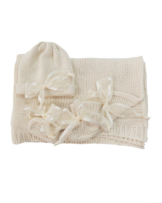 Newborn Three Piece Knit Set: Big Bows